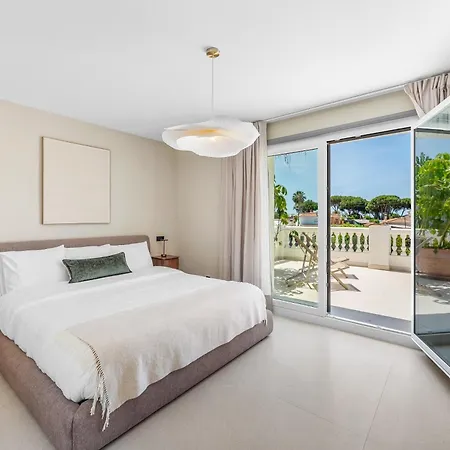 5-bedroom Private Pool *