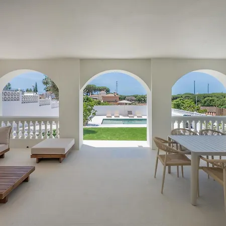 5-bedroom Private Pool *