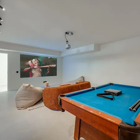 فيلة 5-bedroom Private Pool ماربيا