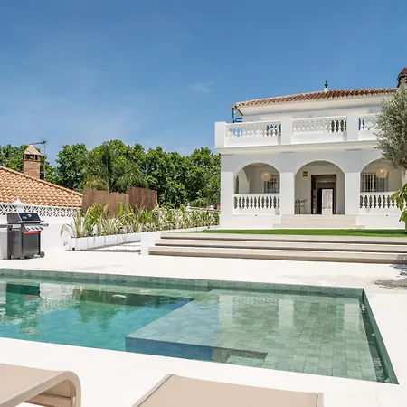 فيلة 5-bedroom Private Pool *