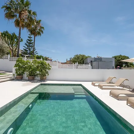 5-bedroom Private Pool *