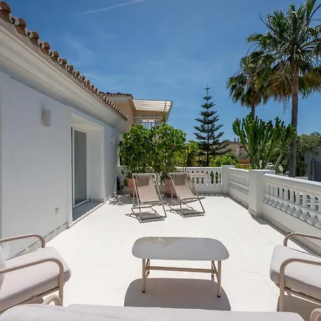 فيلة 5-bedroom Private Pool ماربيا